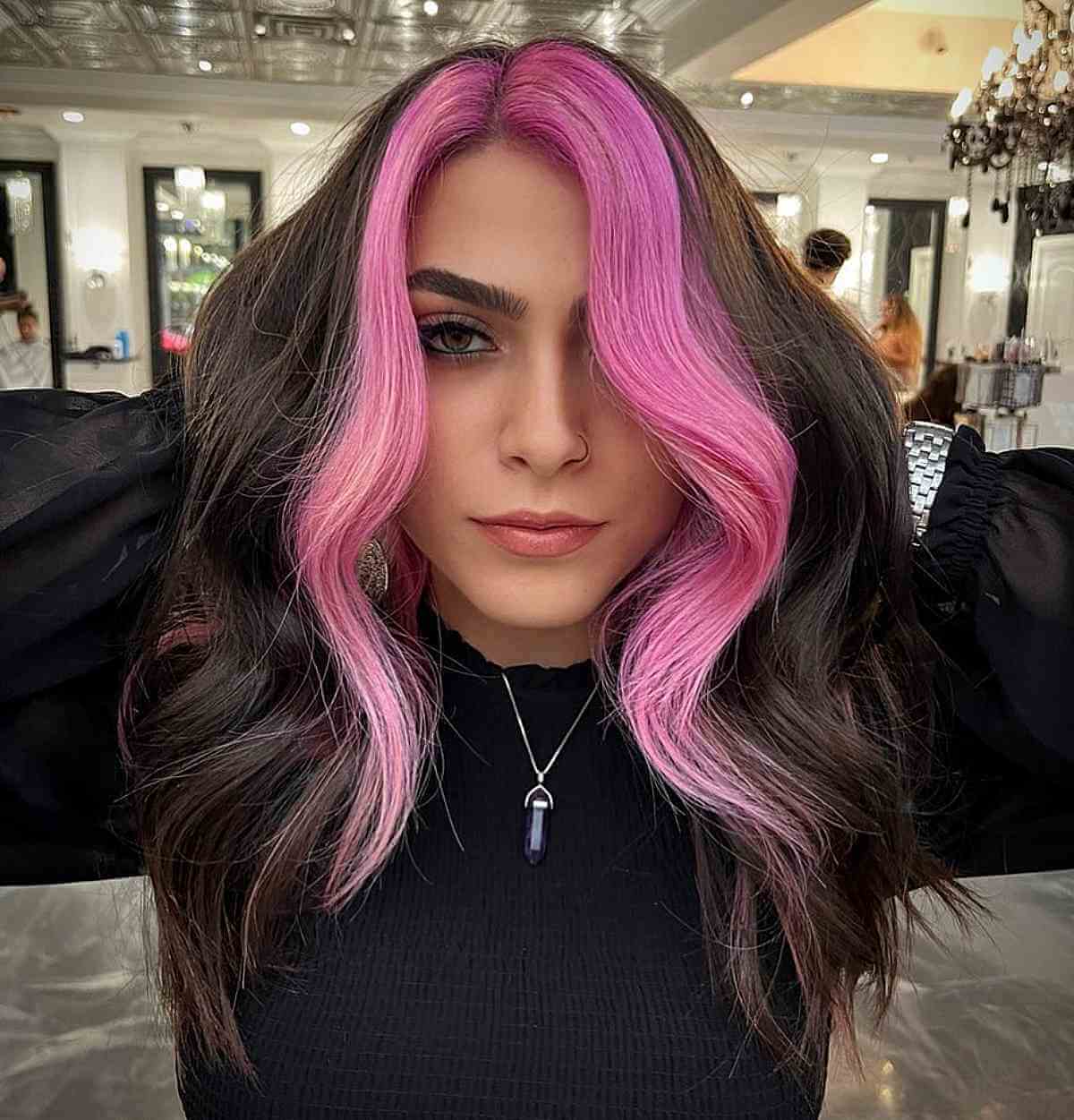 56 Stunning Money Piece Hair Highlights for a Face-Framing Trend