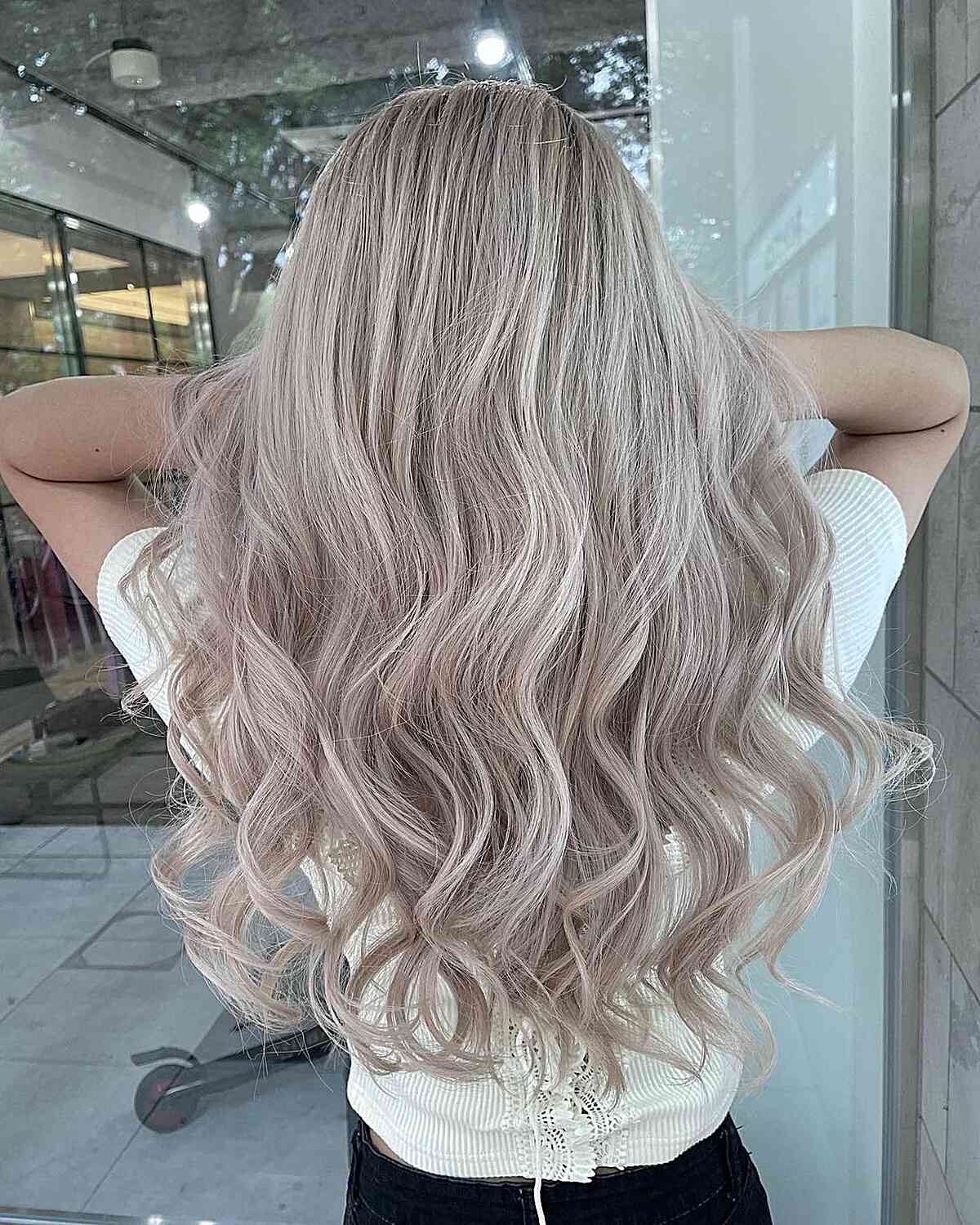 Light Ash Blonde Hair: What It Looks Like + 27 Trendy Examples