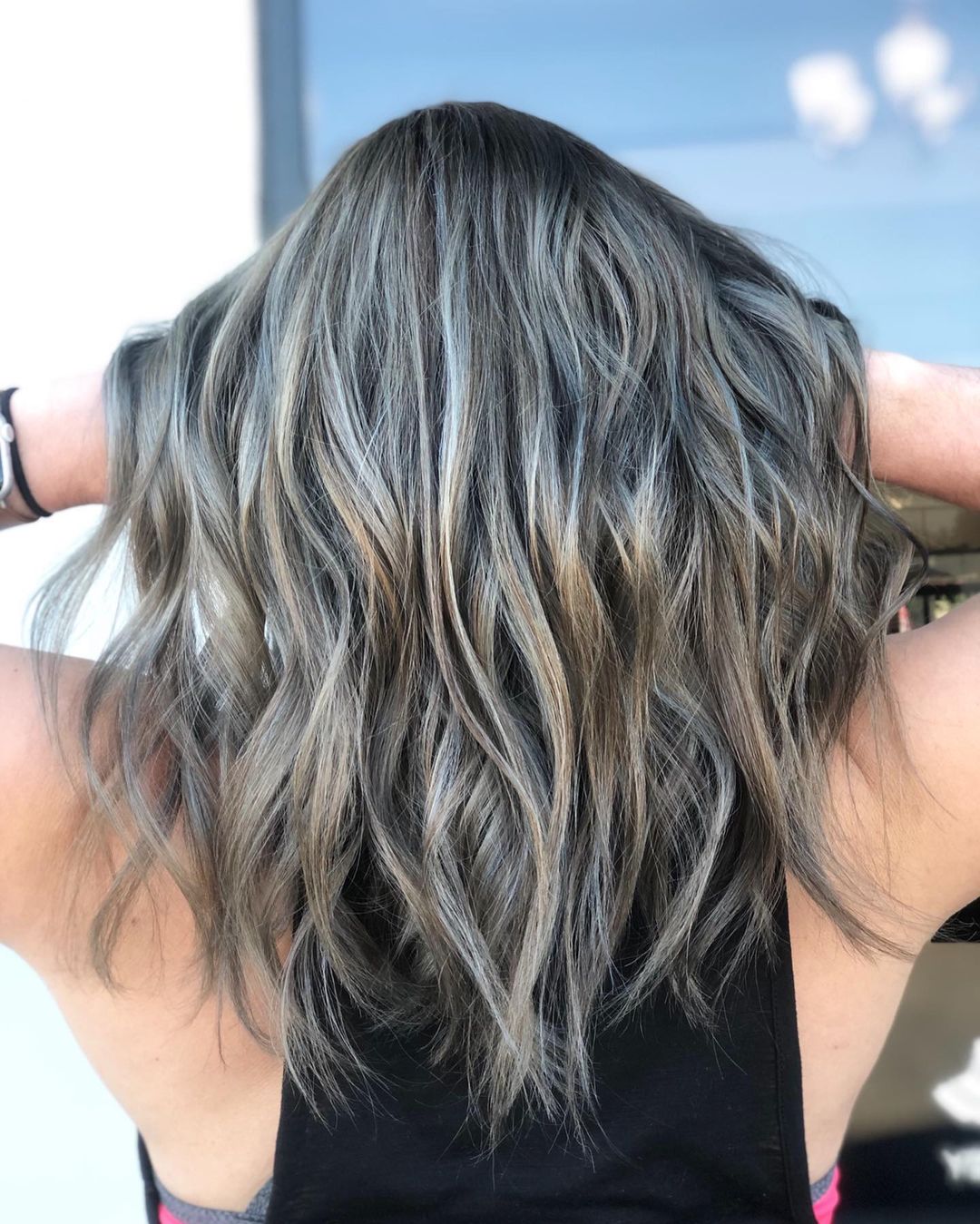 25 Dark Brown Hair with Blonde Highlights Ideas for Luscious Brunettes