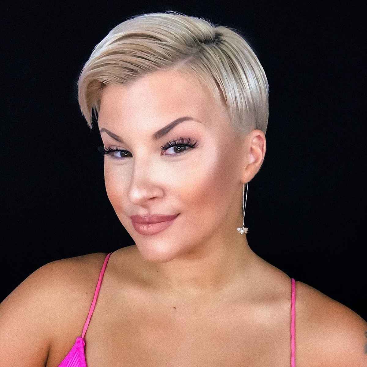 46 Eye-Catching Blonde Pixie Cut Ideas to Show Your Stylist