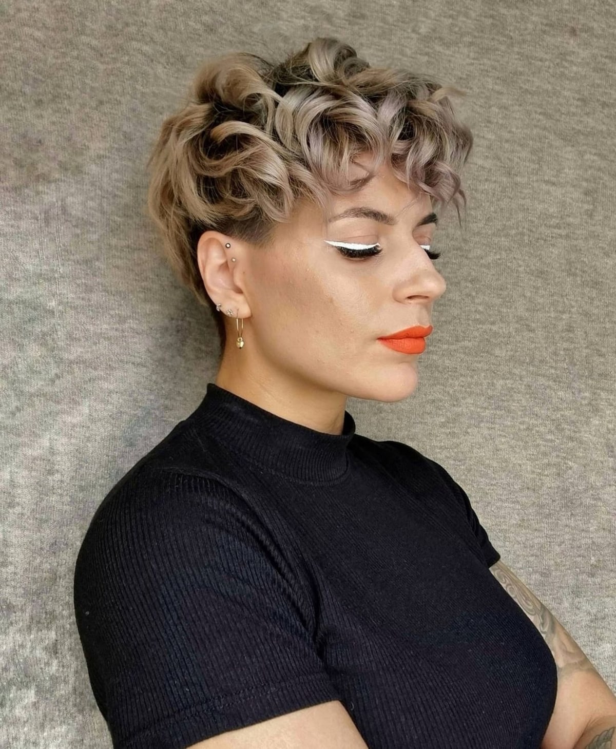 46 Eye-Catching Blonde Pixie Cut Ideas to Show Your Stylist