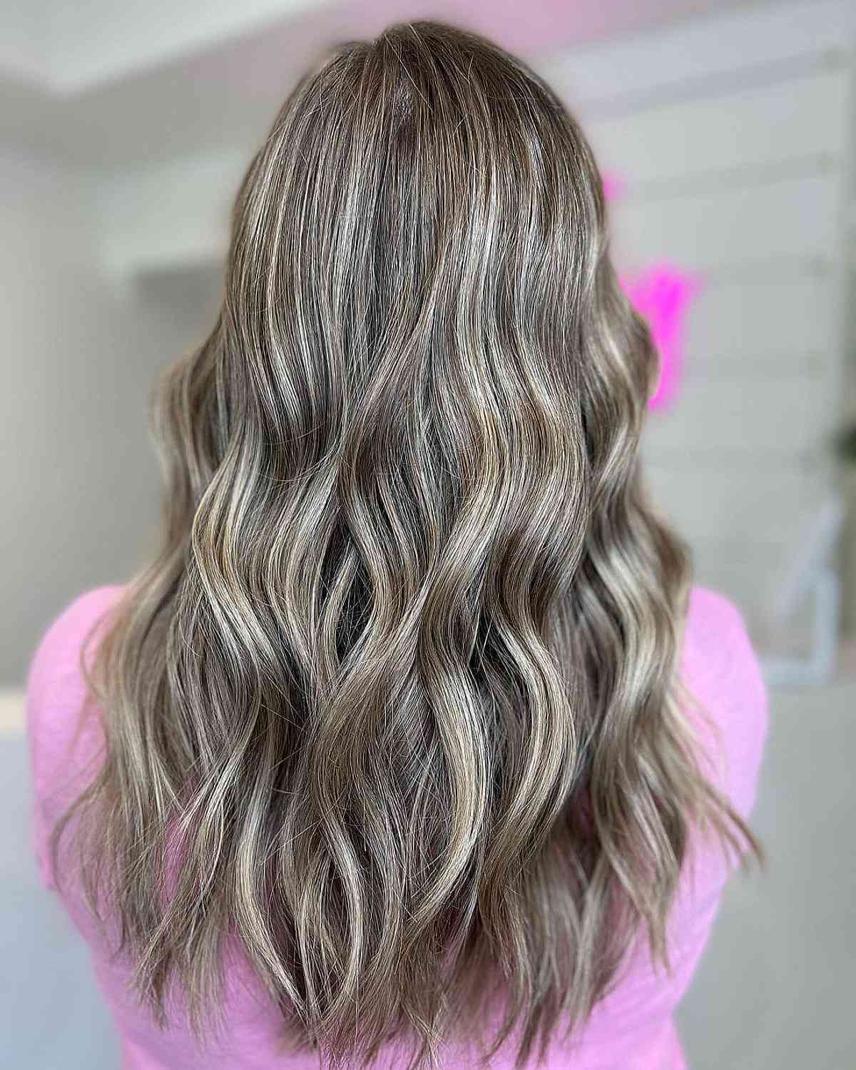 22 Coolest Platinum Blonde Highlights Trending on Instagram