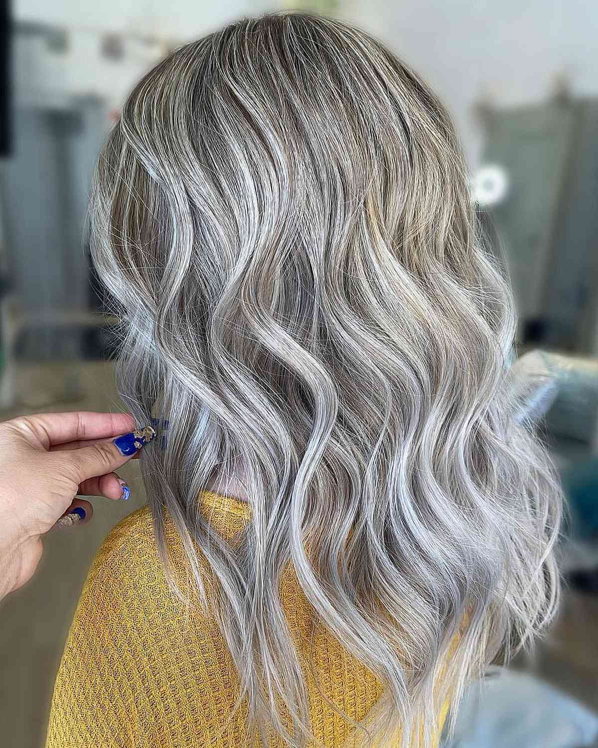22 Coolest Platinum Blonde Highlights Trending on Instagram