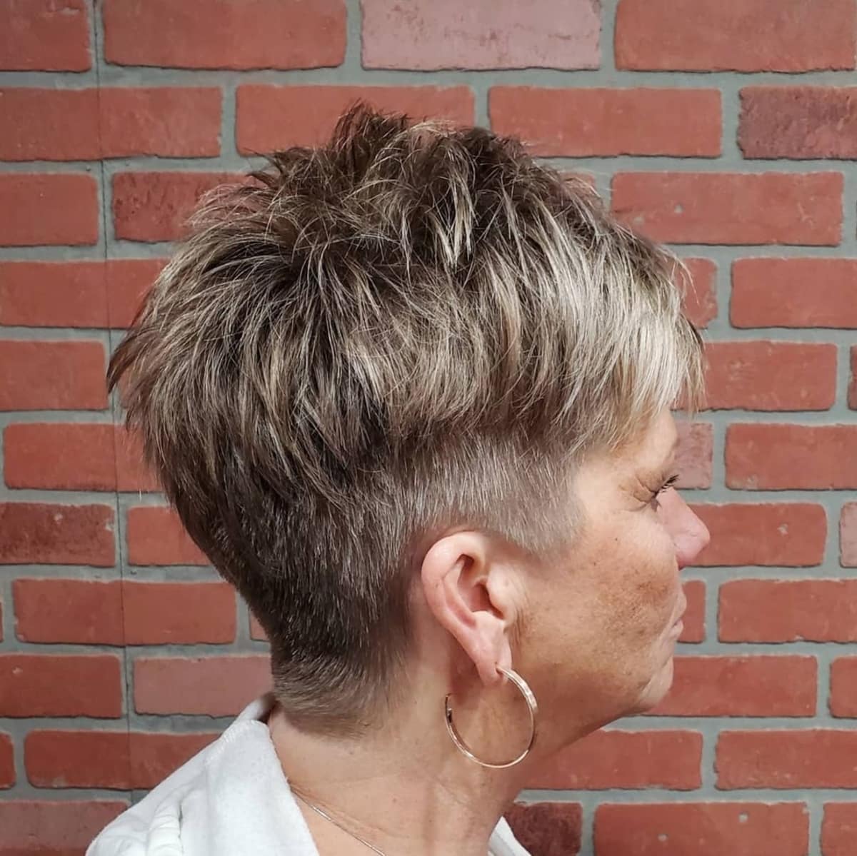 35 Gorgeous Ash Brown Hair Colors – The Trend You Need to Try
