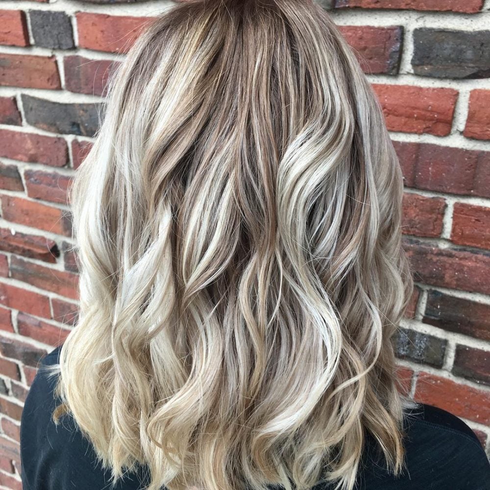 52 Blonde Hair With Lowlights You Have to See in 2025