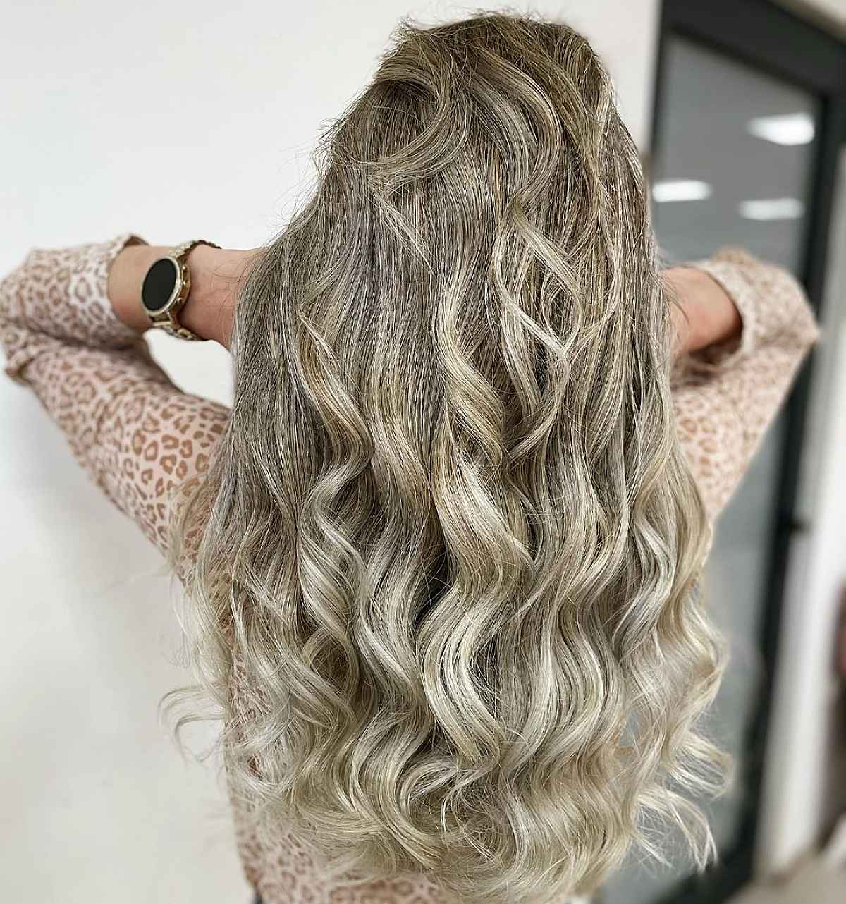 52 Blonde Hair With Lowlights You Have to See in 2025