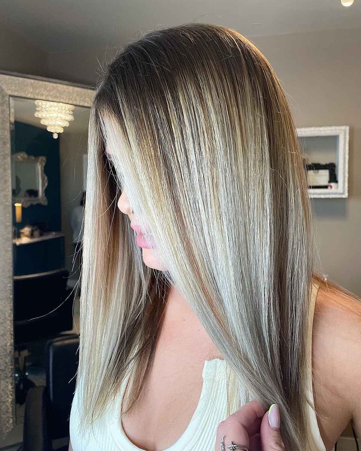 52 Blonde Hair With Lowlights You Have to See in 2025