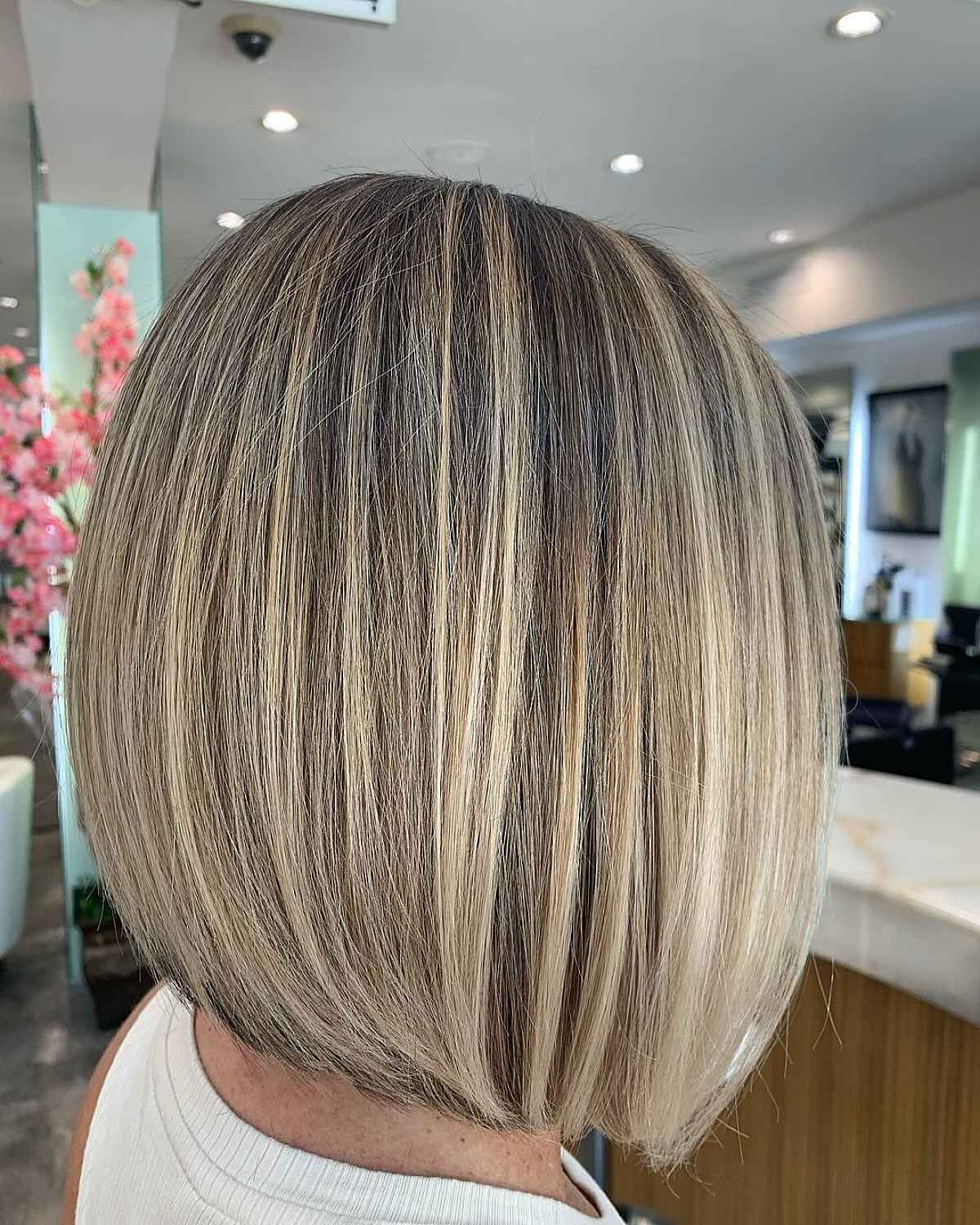 52 Blonde Hair With Lowlights You Have to See in 2025