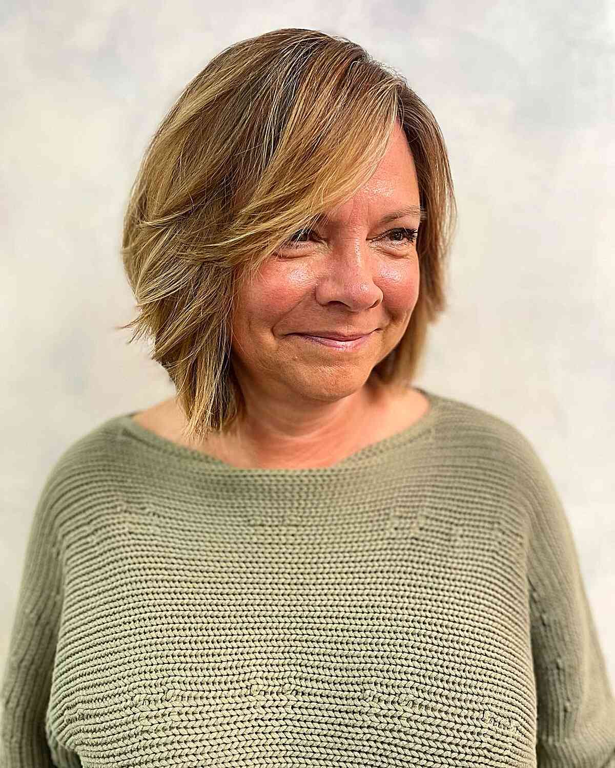 Top 26 Fall Hair Colors for Women Over 50 in 2025