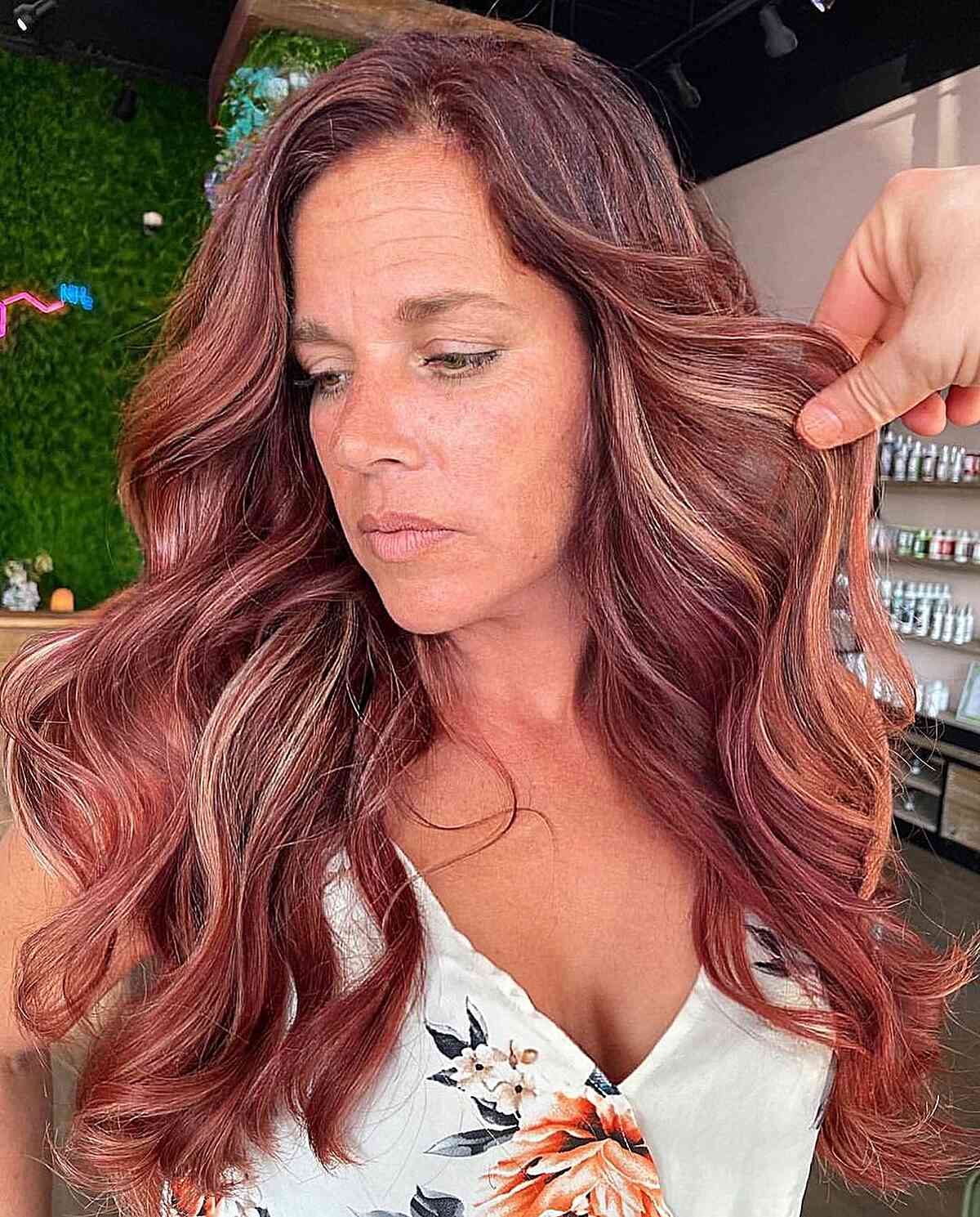 Top 26 Fall Hair Colors for Women Over 50 in 2025