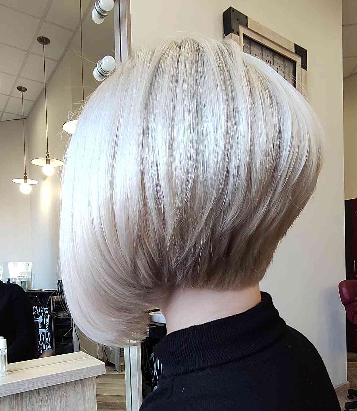 88 Stunning Platinum Blonde Hair Colors That’ll Get You Noticed