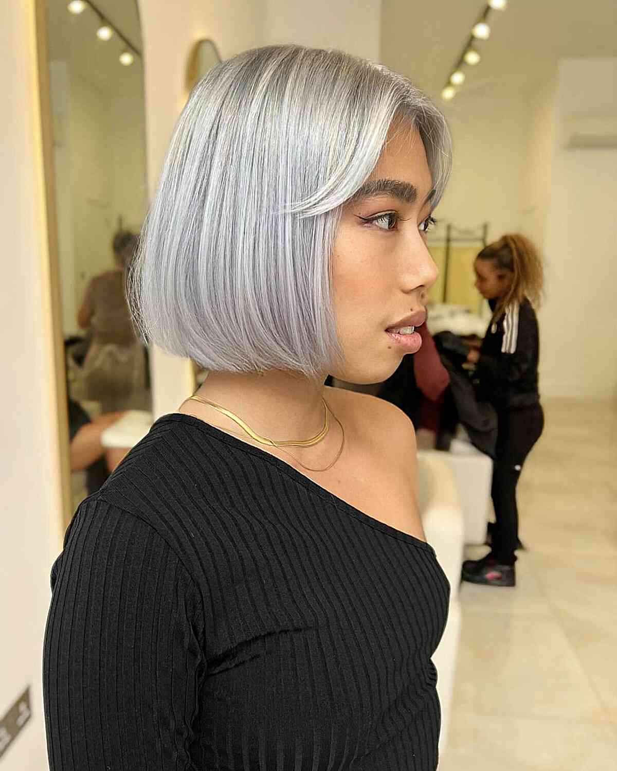 88 Stunning Platinum Blonde Hair Colors That’ll Get You Noticed