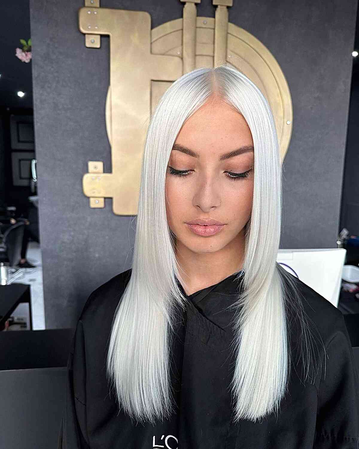 88 Stunning Platinum Blonde Hair Colors That’ll Get You Noticed