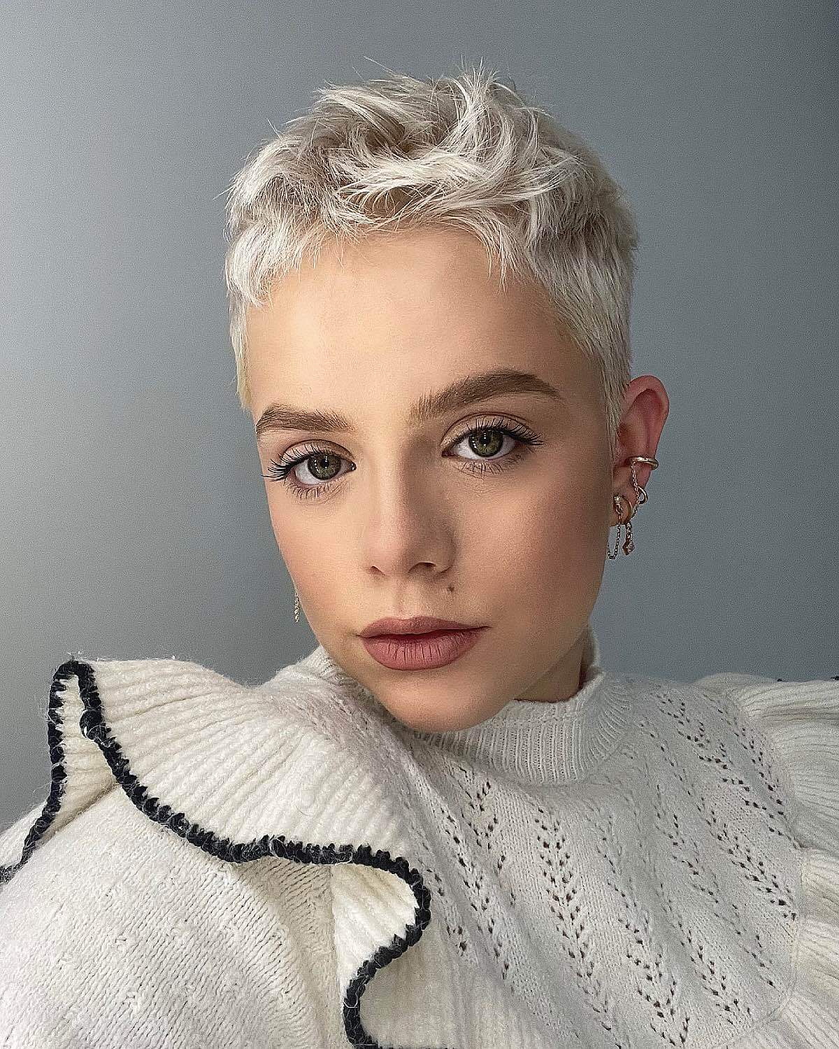 88 Stunning Platinum Blonde Hair Colors That’ll Get You Noticed