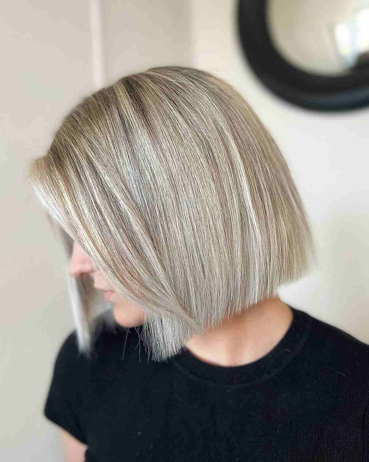 88 Stunning Platinum Blonde Hair Colors That’ll Get You Noticed