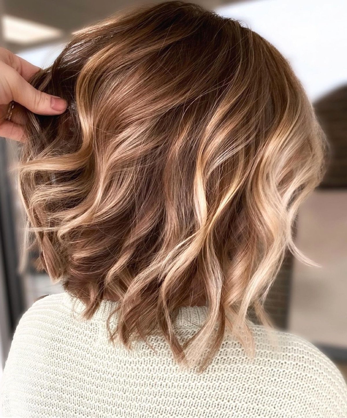 30 Stunning Examples of Caramel Balayage Highlights for 2025