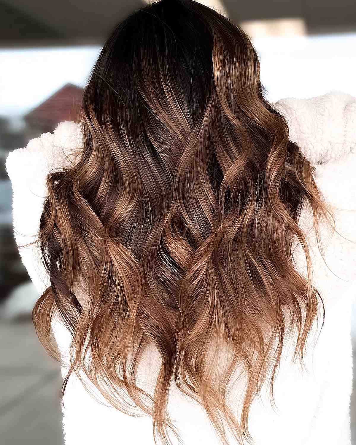 50 Best Caramel Highlight Ideas for Every Skin Tone