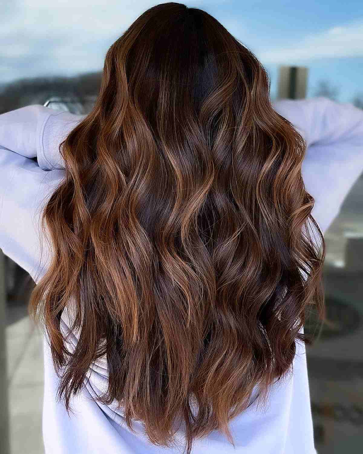 50 Best Caramel Highlight Ideas for Every Skin Tone