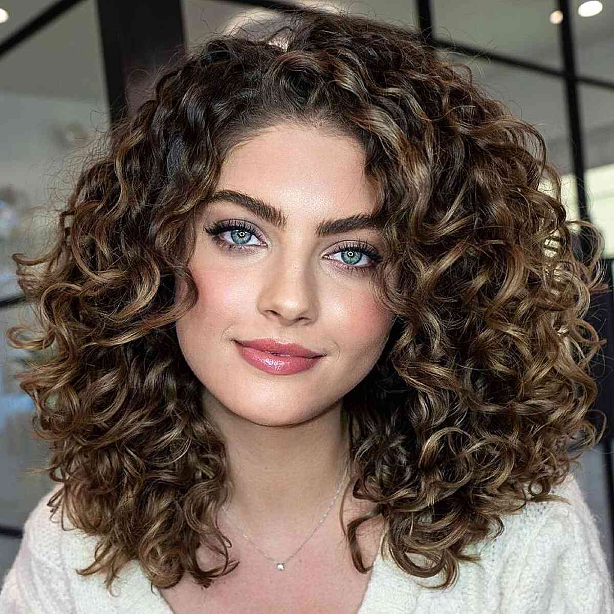53 Lovely Dark Brown Hair with Highlights for 2025