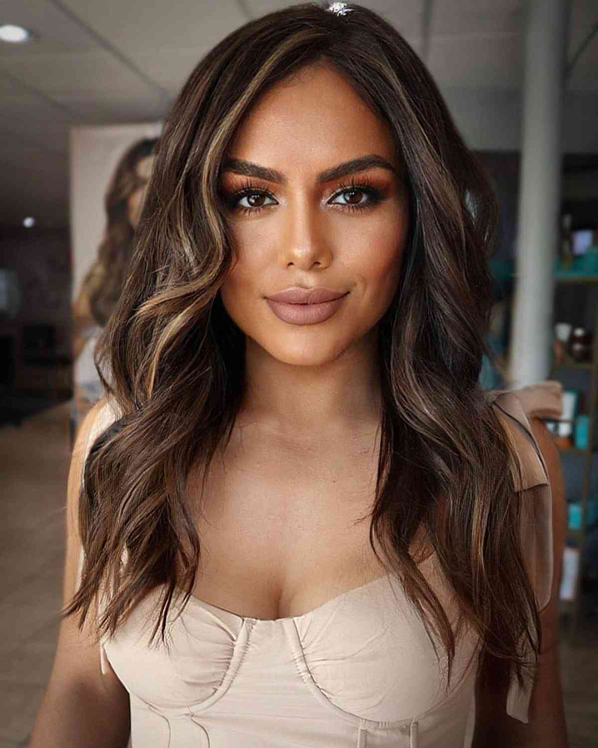 53 Lovely Dark Brown Hair with Highlights for 2025
