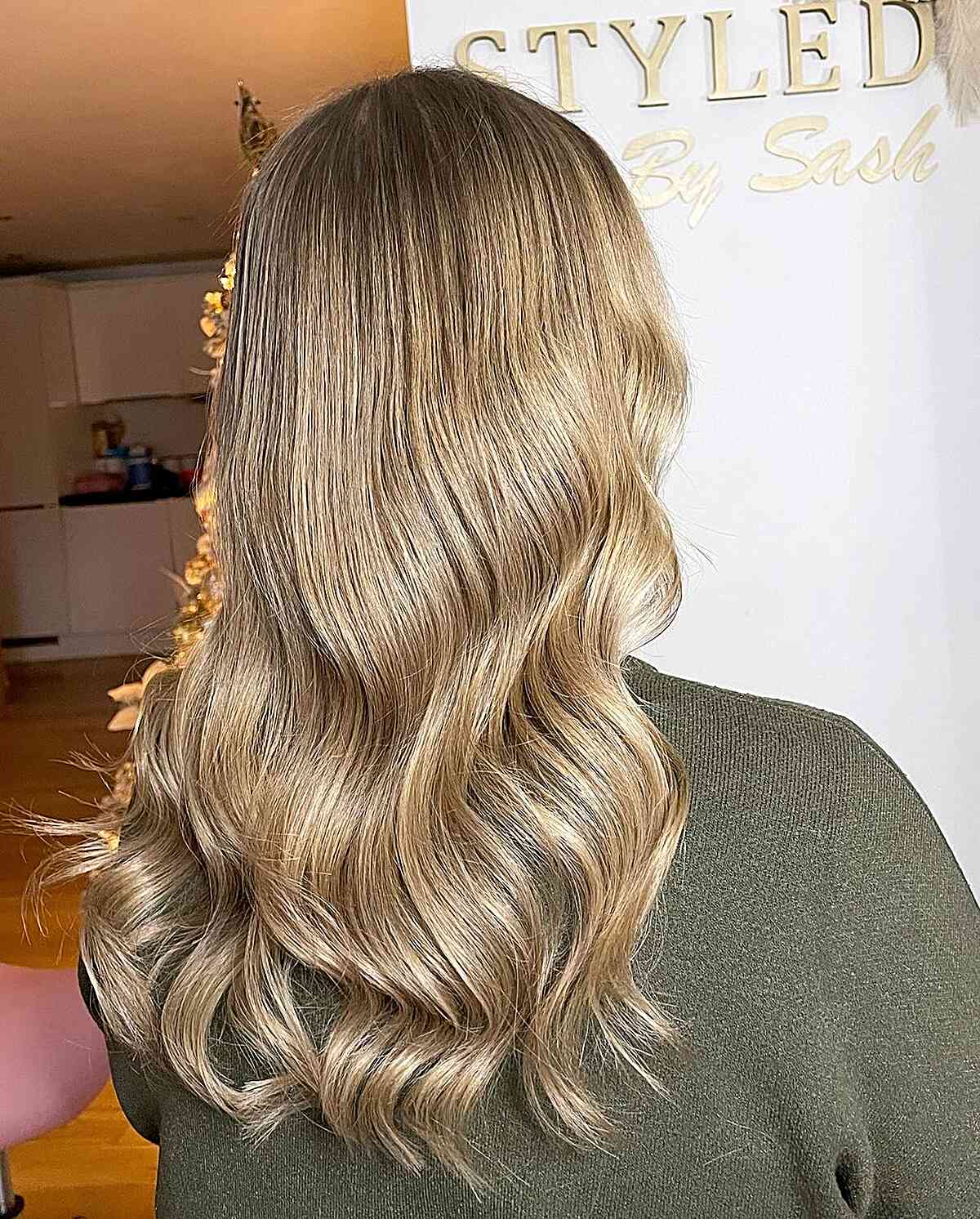 35 Dishwater Blonde Hair Colors You’ll Want to Show Your Hair Colorist