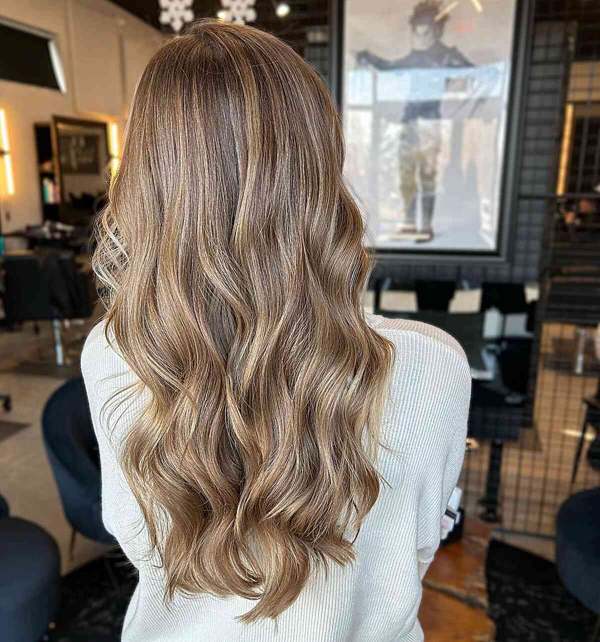 35 Dishwater Blonde Hair Colors You’ll Want to Show Your Hair Colorist