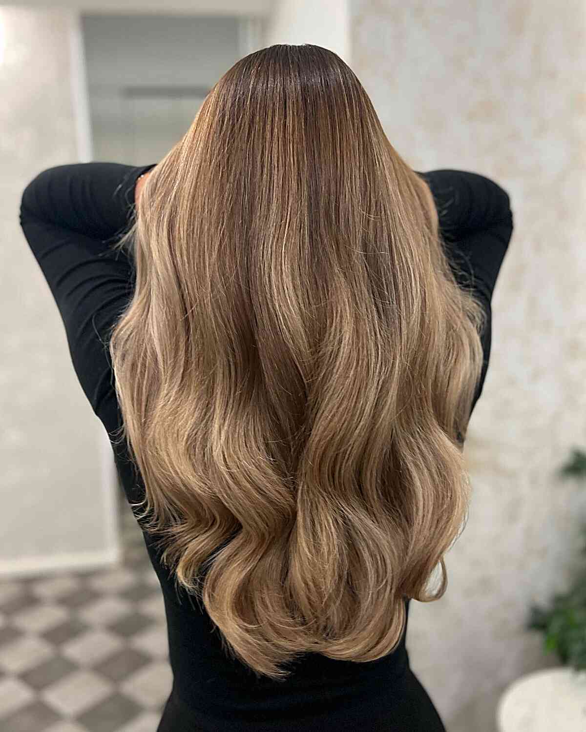 35 Dishwater Blonde Hair Colors You’ll Want to Show Your Hair Colorist