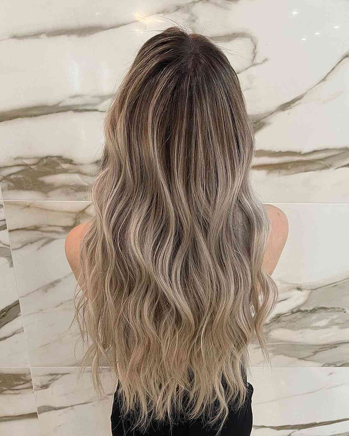 35 Dishwater Blonde Hair Colors You’ll Want to Show Your Hair Colorist