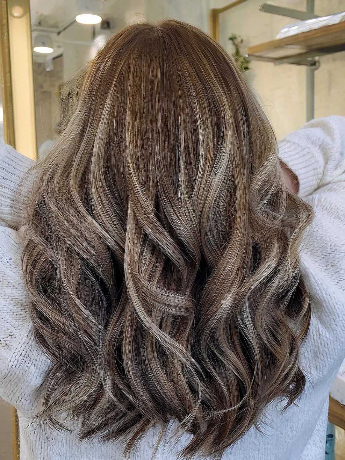 20 Perfect Examples of Lowlights for Brown Hair (2025 Looks