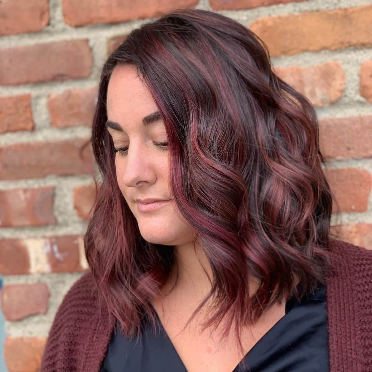 29 Trendy Ways to Pair Red Hair with Highlights (Photos)