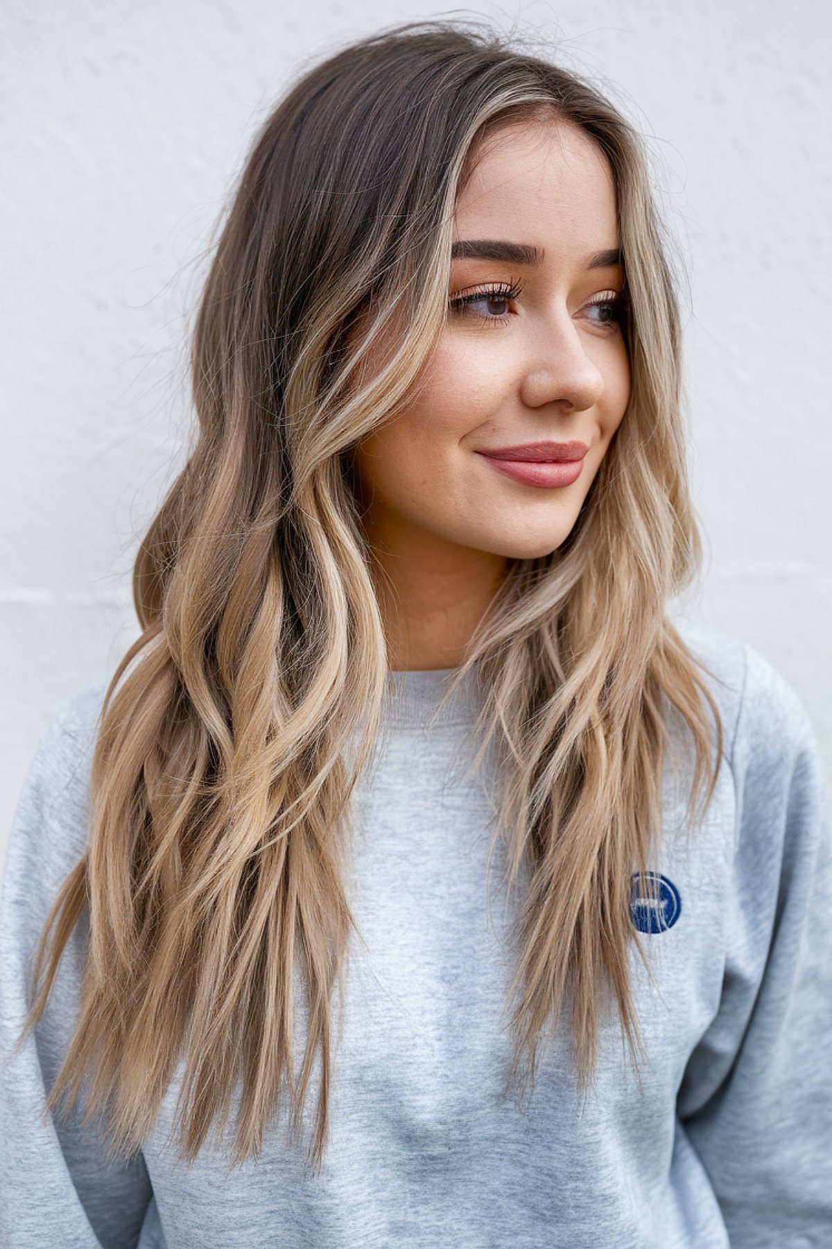 28 Best Ash Blonde Balayage Hair Colors for Every Skin Tone