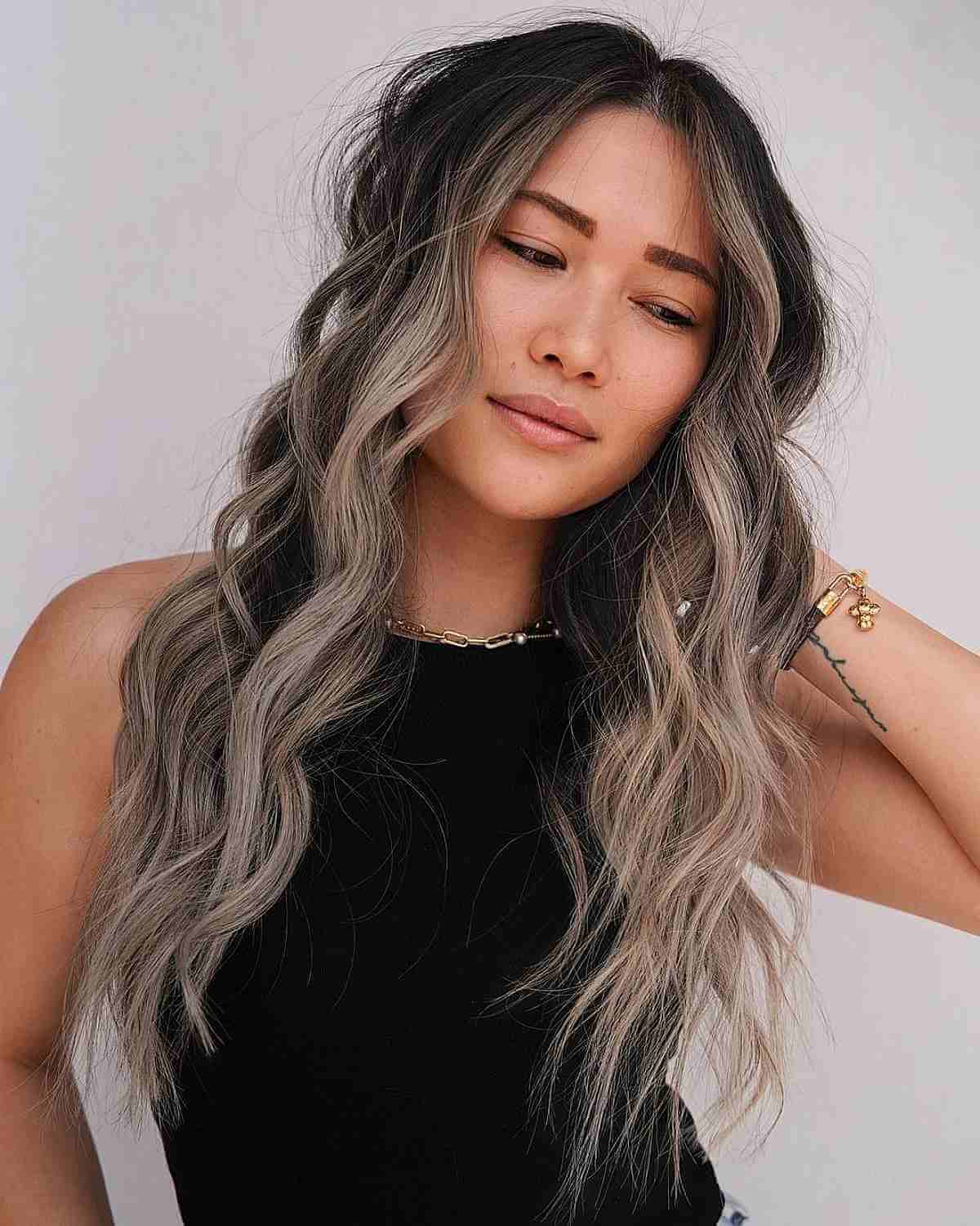 28 Best Ash Blonde Balayage Hair Colors for Every Skin Tone
