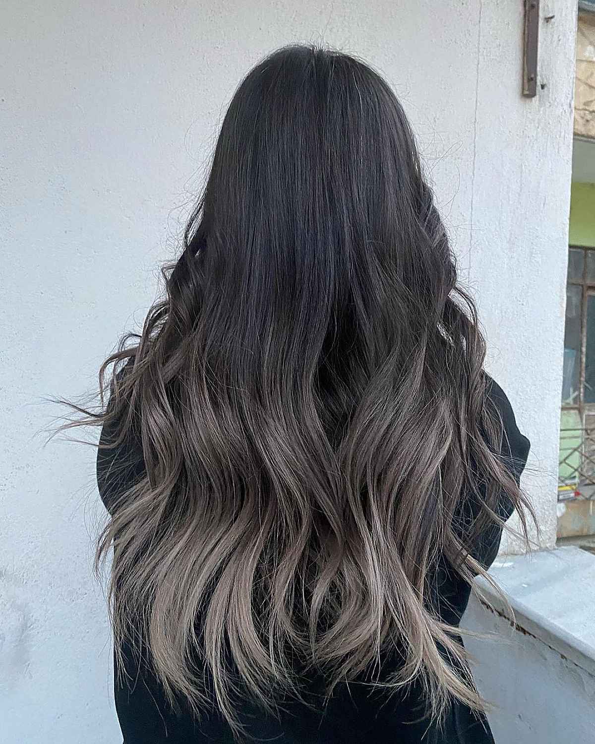 These 24 Black Ombre Hair Colors are Tending in 2025