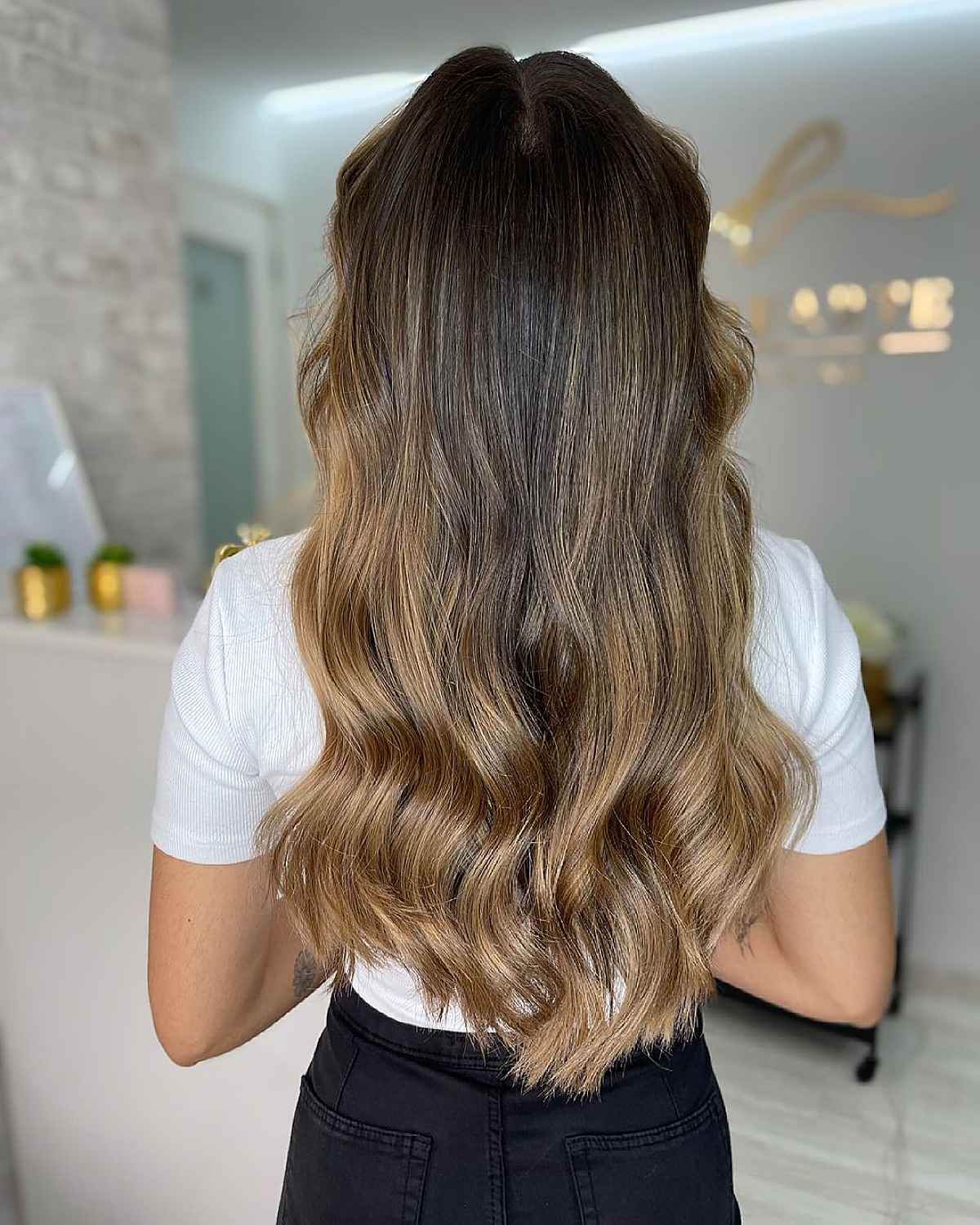 These 24 Black Ombre Hair Colors are Tending in 2025