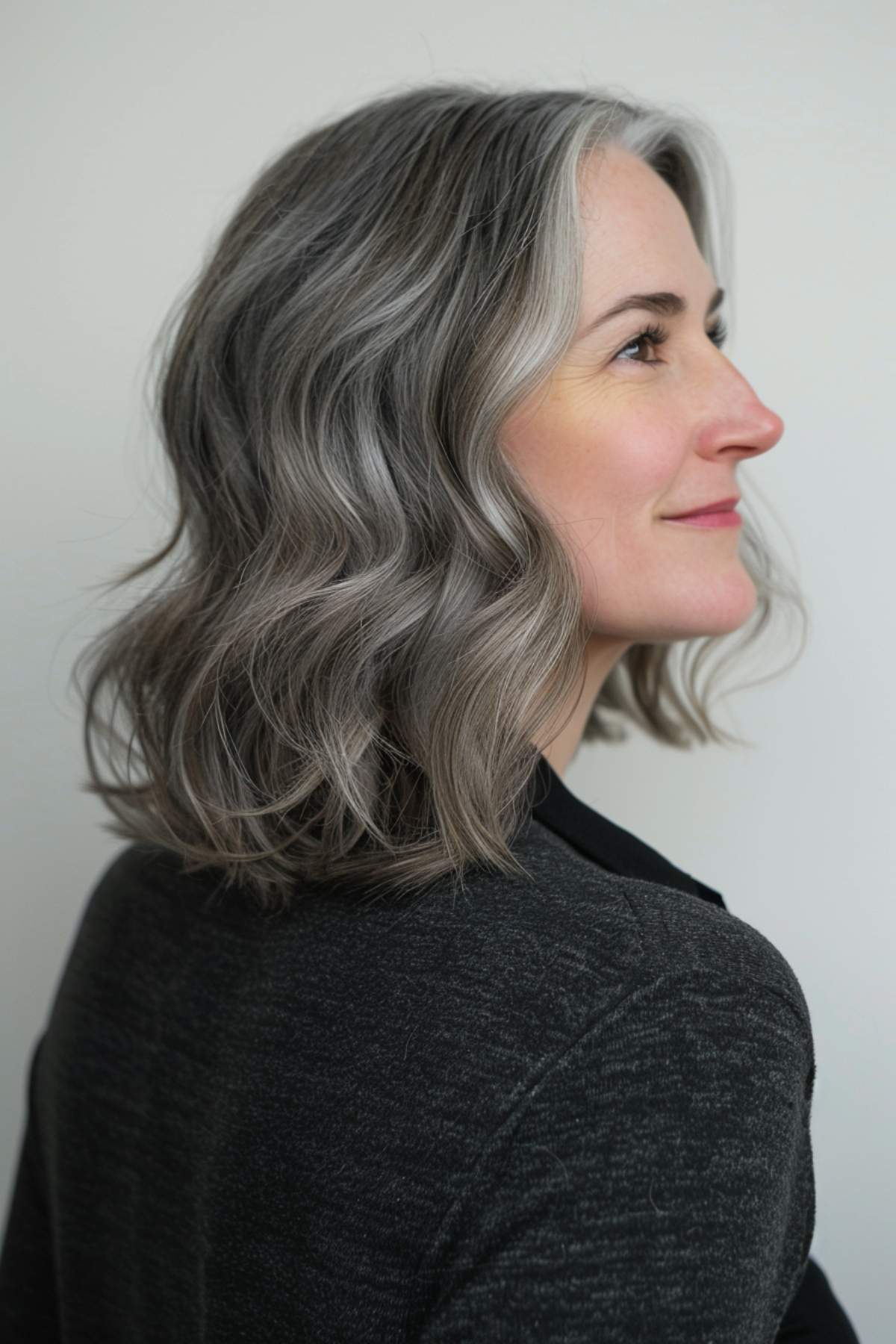 25 Stunning Grey Hair Colors That Will Make You Look Fabulous This 2025