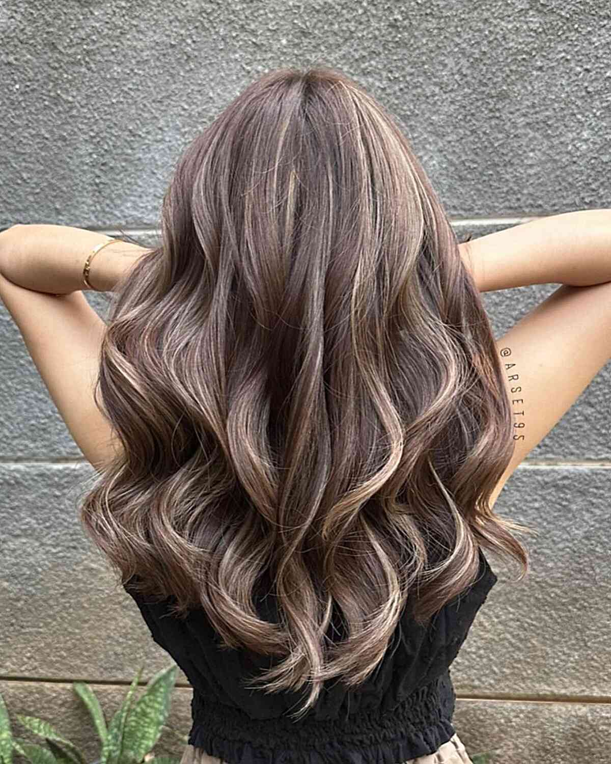 You’ve Seen The New Milk Tea Hair Color Trend, Right? If Not, Don’t Miss These 25 Stunning Examples