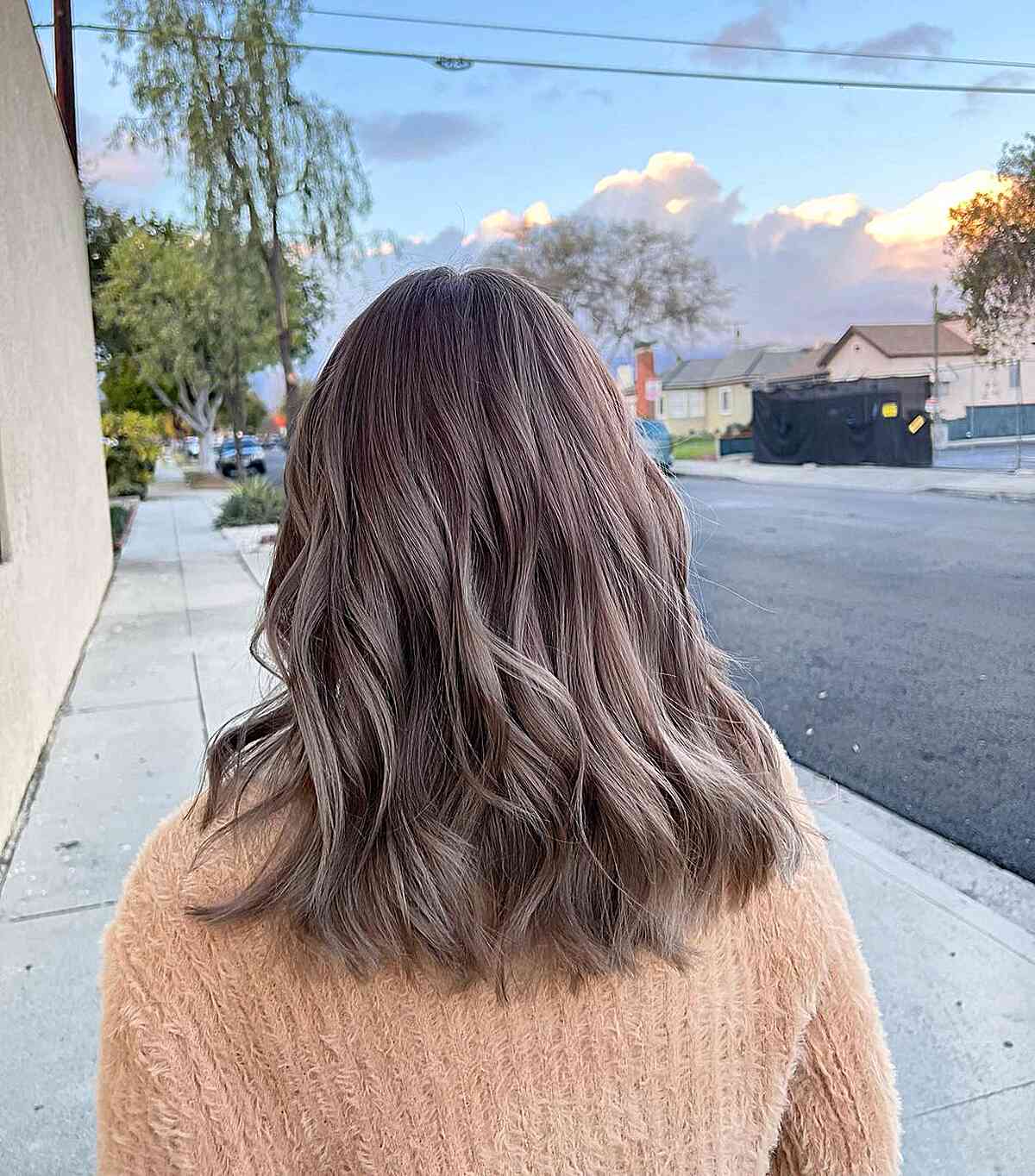You’ve Seen The New Milk Tea Hair Color Trend, Right? If Not, Don’t Miss These 25 Stunning Examples