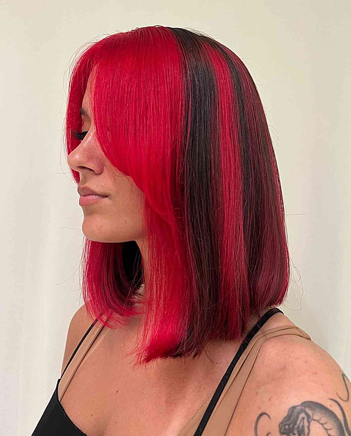 28 Skunk Stripe Hair Ideas to Try This Trend Yourself
