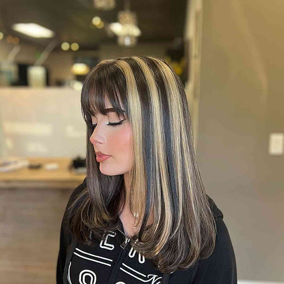 28 Skunk Stripe Hair Ideas to Try This Trend Yourself
