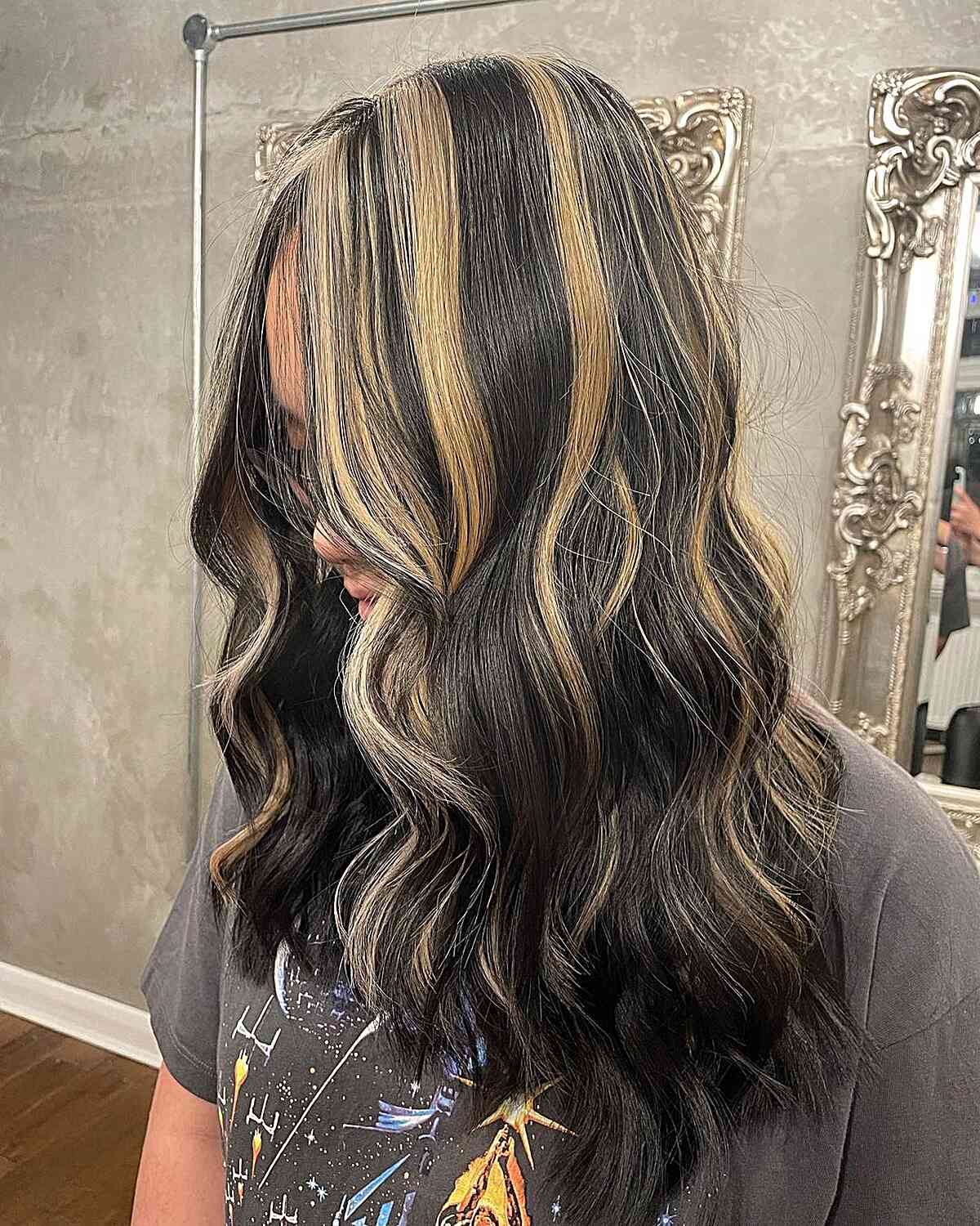 28 Skunk Stripe Hair Ideas to Try This Trend Yourself