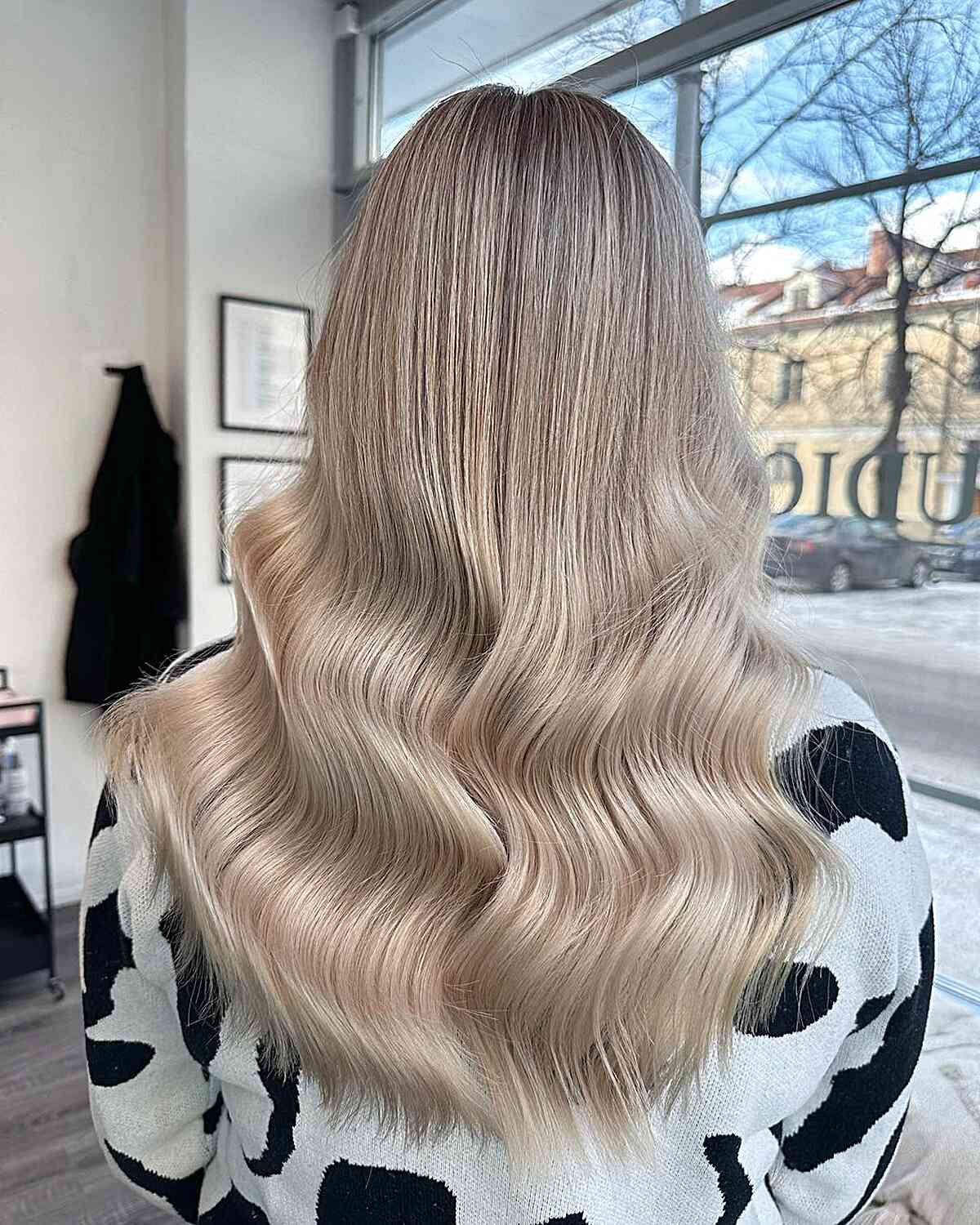 50 Stunning Blonde Highlights for 2025
