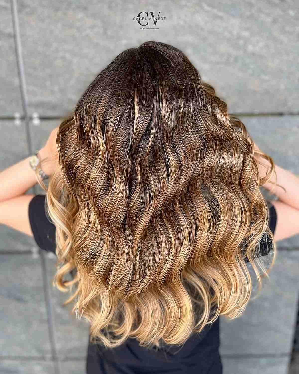41 Fresh Honey Blonde Hair Color Ideas Trending in 2025