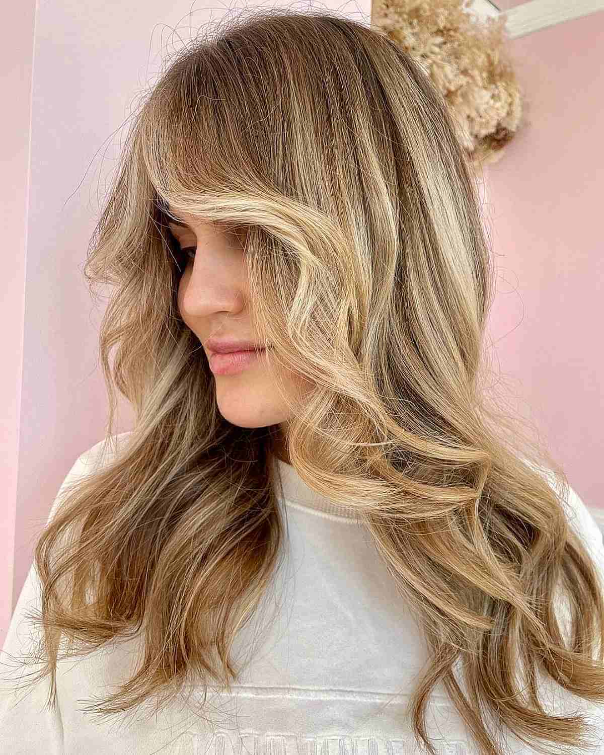 41 Fresh Honey Blonde Hair Color Ideas Trending in 2025