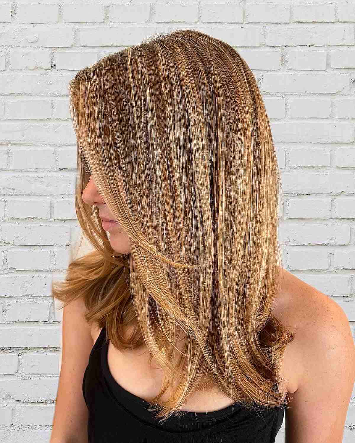 41 Fresh Honey Blonde Hair Color Ideas Trending in 2025