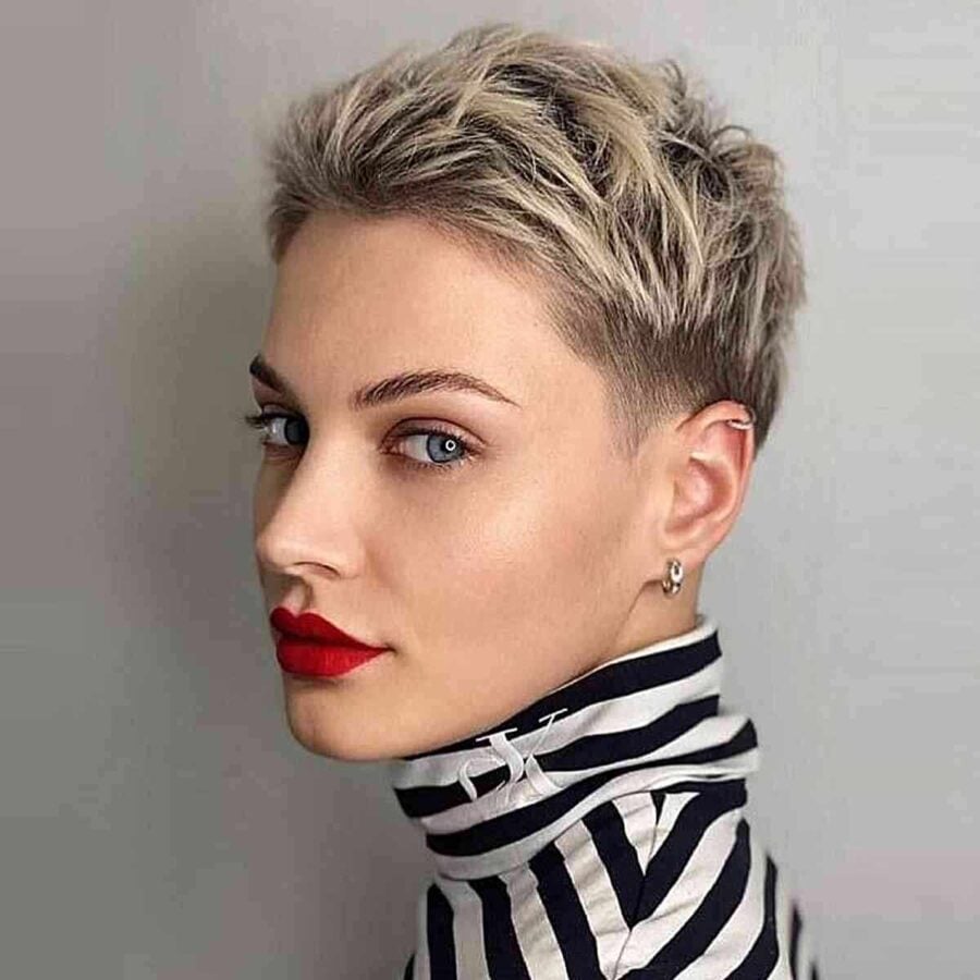 20 Remarkable Dark Ombre Hair Color Ideas for 2025