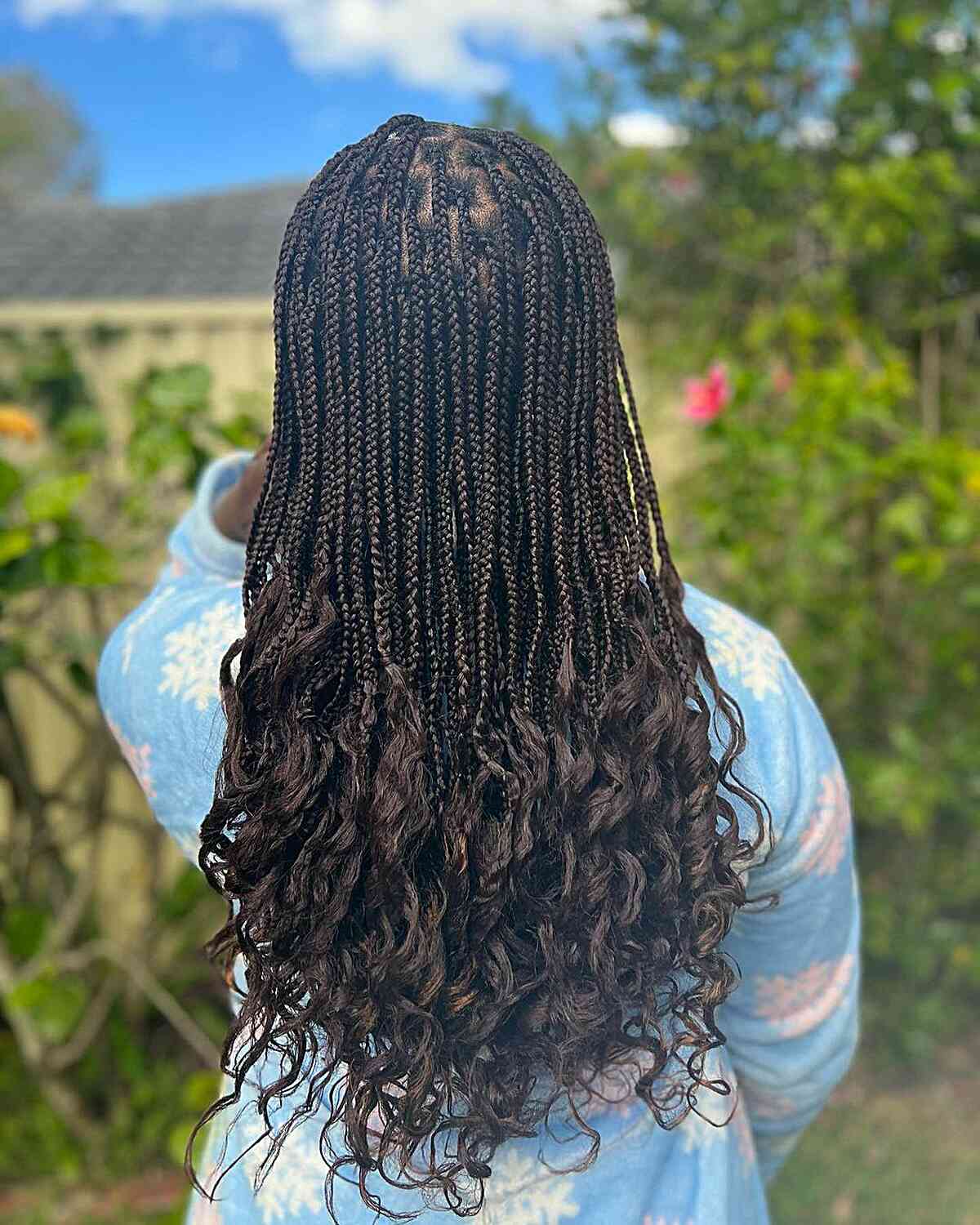 25 Coolest Small Knotless Braids Black Women Are Getting in 2025