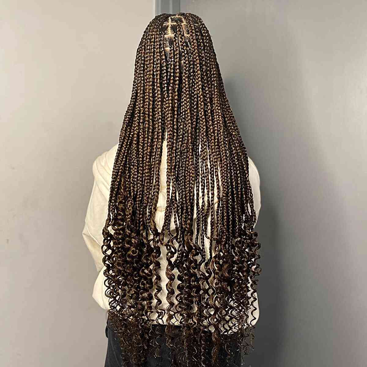 25 Coolest Small Knotless Braids Black Women Are Getting in 2025