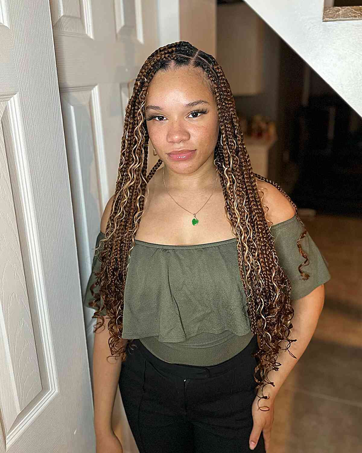 25 Coolest Small Knotless Braids Black Women Are Getting in 2025