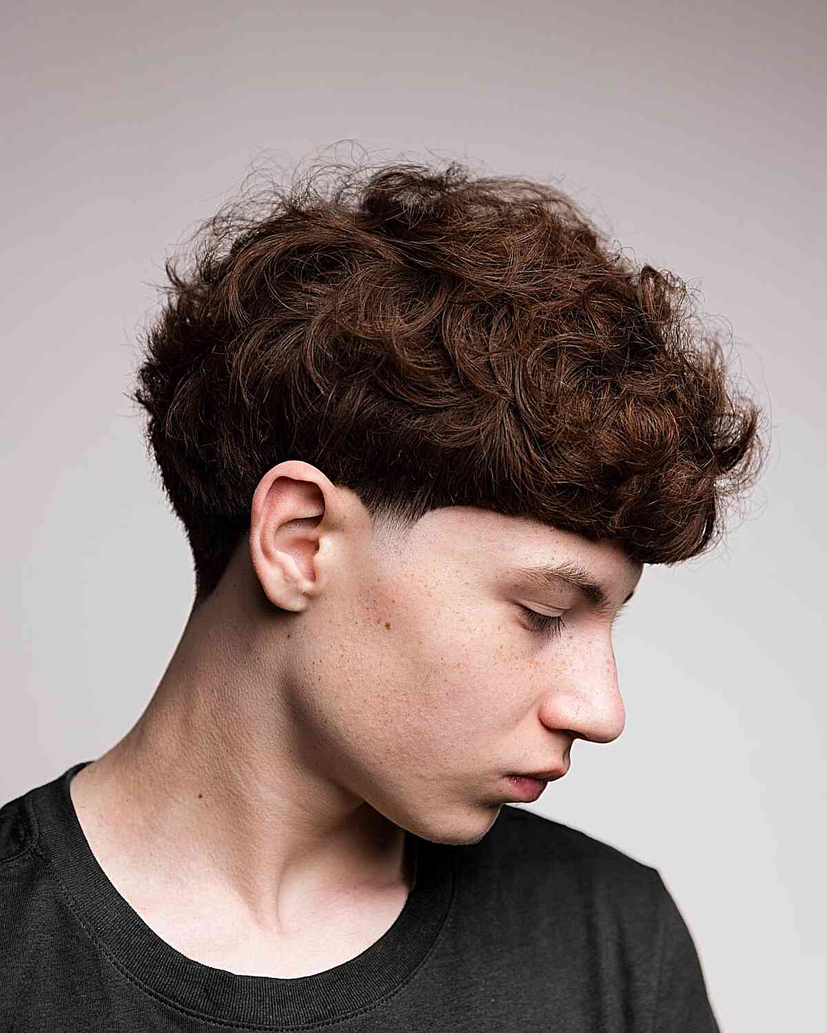 28 Trendy Edgar Haircut Styles for Men to Try in 2025&#8243;