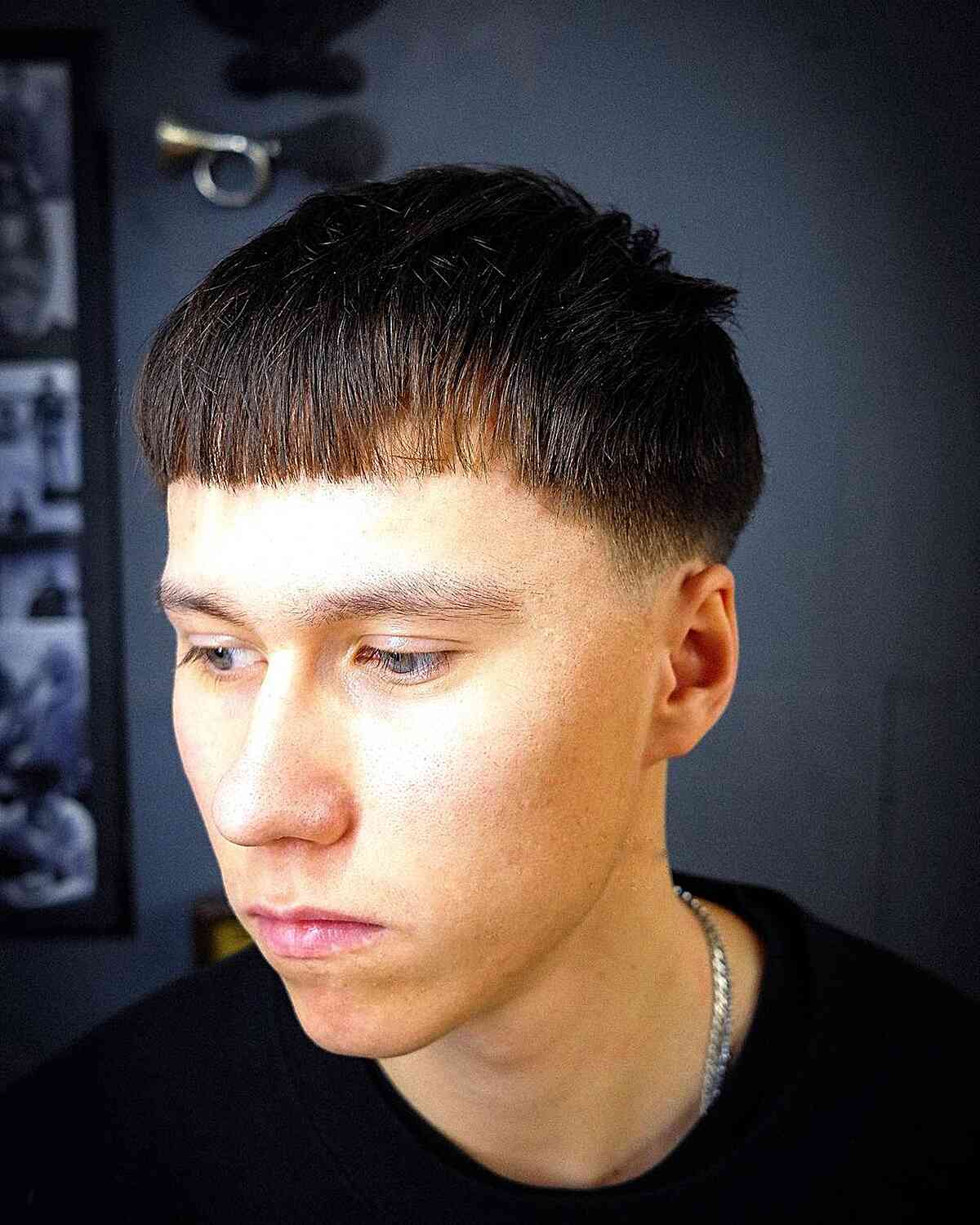 28 Trendy Edgar Haircut Styles for Men to Try in 2025&#8243;